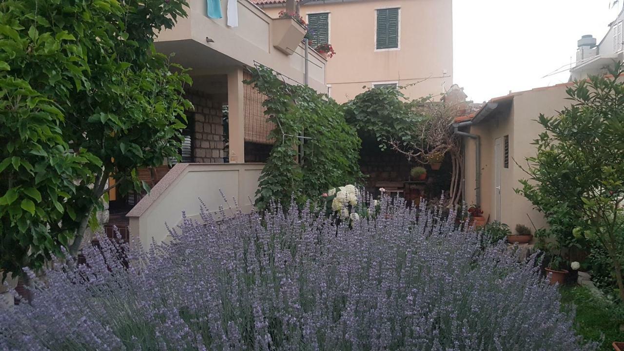 ראב Apartment Lavanda Garden מראה חיצוני תמונה