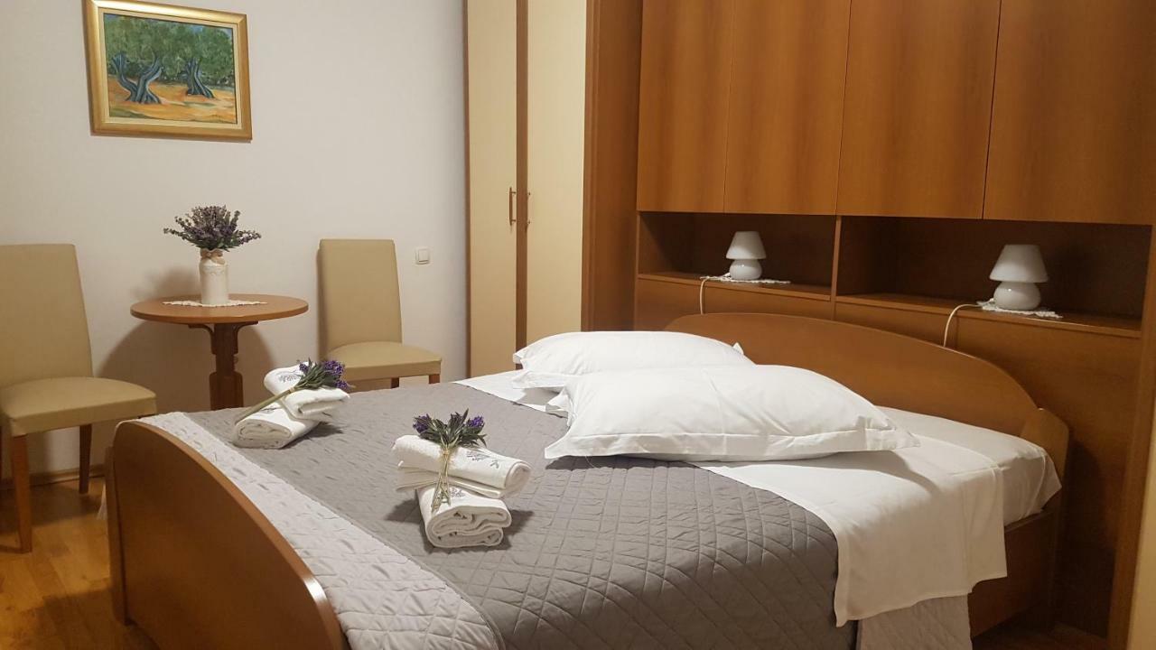 ראב Apartment Lavanda Garden מראה חיצוני תמונה