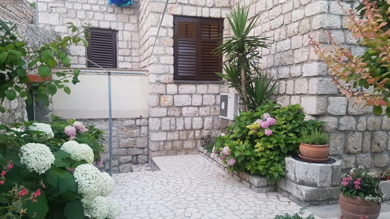ראב Apartment Lavanda Garden מראה חיצוני תמונה