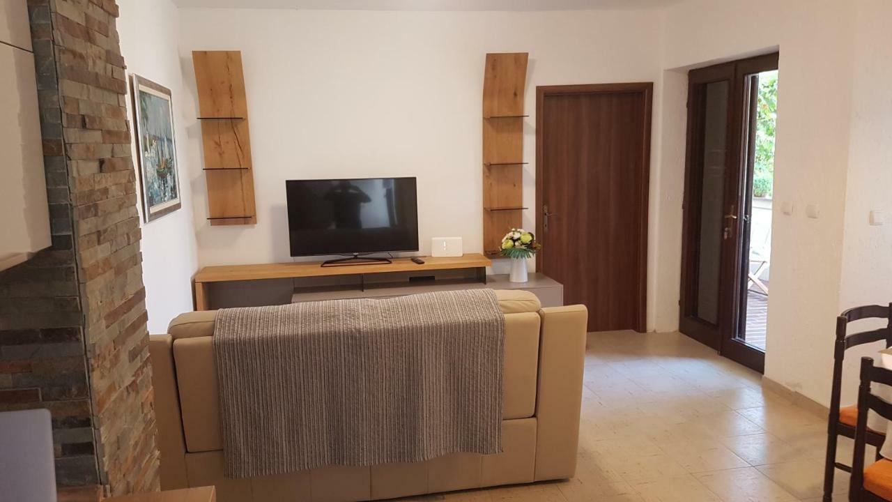 ראב Apartment Lavanda Garden מראה חיצוני תמונה
