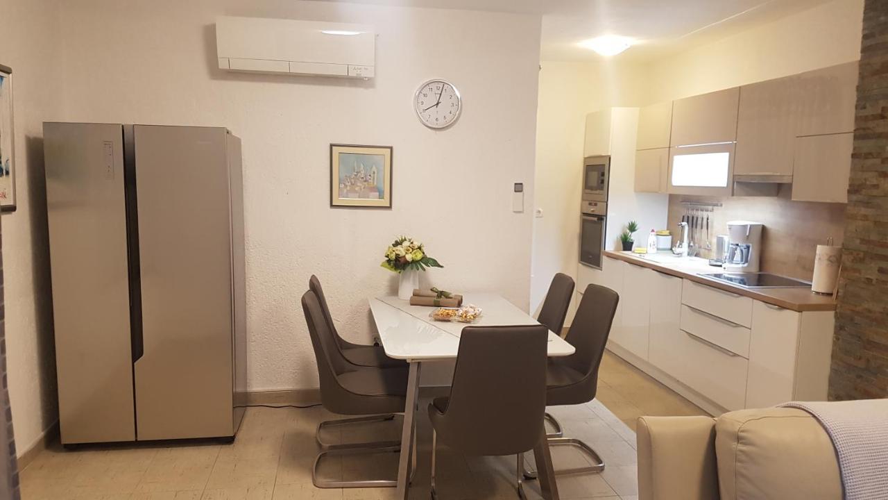 ראב Apartment Lavanda Garden מראה חיצוני תמונה